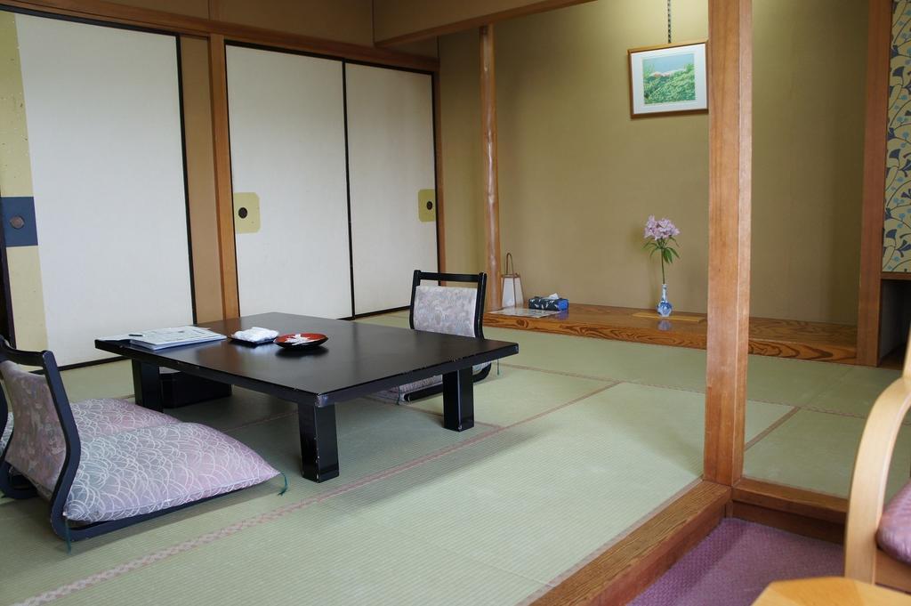 Yahiko 四季之宿日式旅馆酒店 客房 照片